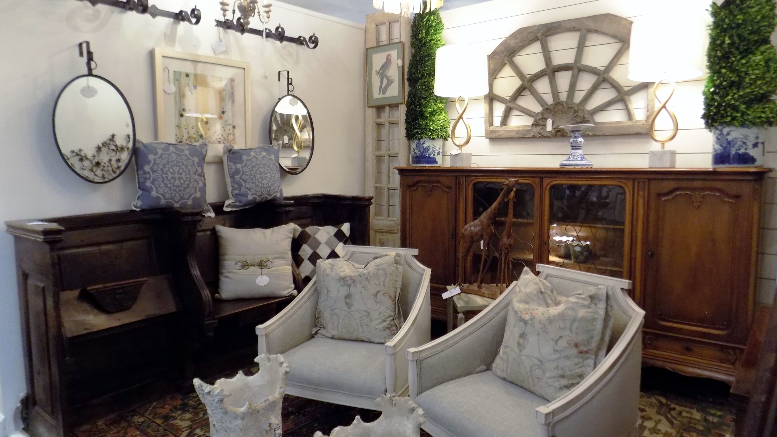 Memphis New and Antique Furniture Collection La Maison